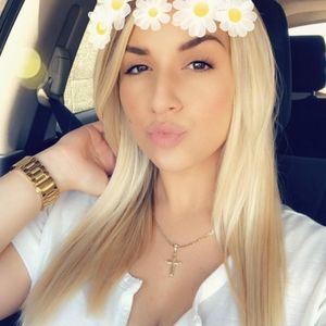 Meet your Posher, Christa